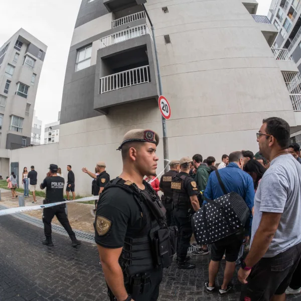 Tras el derrumbe en Parque Patricios, los vecinos pudieron ingresar a sus departamentos