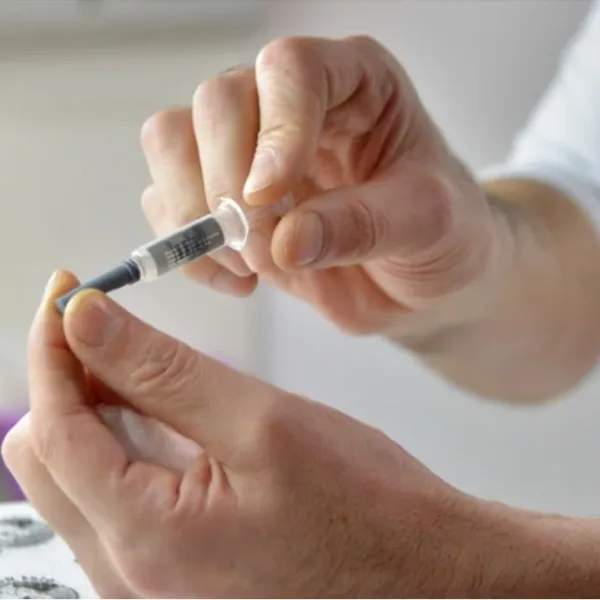 Comienza la campaña de vacunación antigripal: quiénes deben aplicársela y dónde está disponible