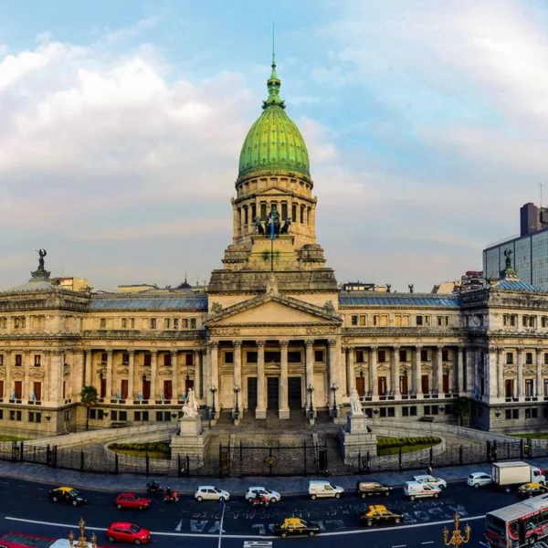 Amenaza de bomba en el Congreso activó un fuerte operativo de seguridad