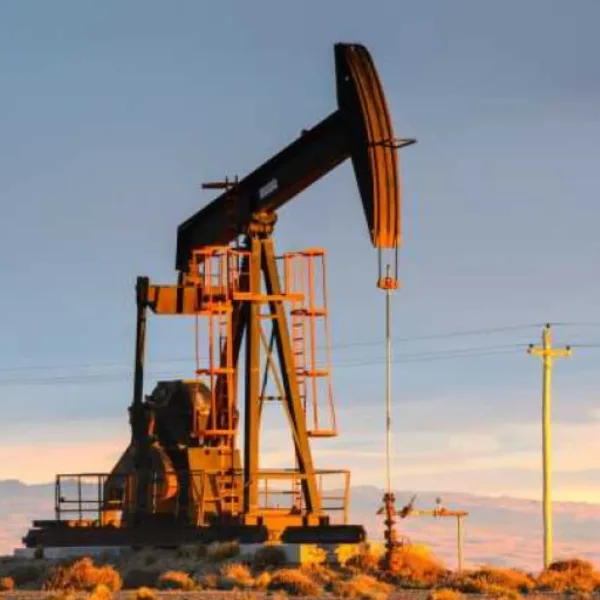 Crisis energética global: liberarán más de 400 millones de barriles de petróleo por la guerra en Medio Oriente 