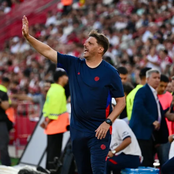 Damián Ayude dejó de ser el técnico de San Lorenzo