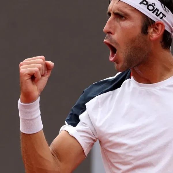 Masters 1000 de Miami: Etcheverry avanzó y ya está en tercera ronda