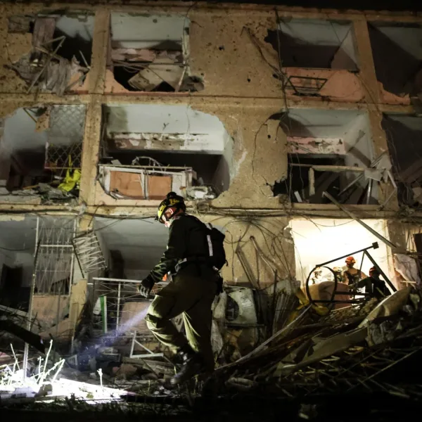 Irán atacó una ciudad clave de Israel y crece la escalada en Medio Oriente 