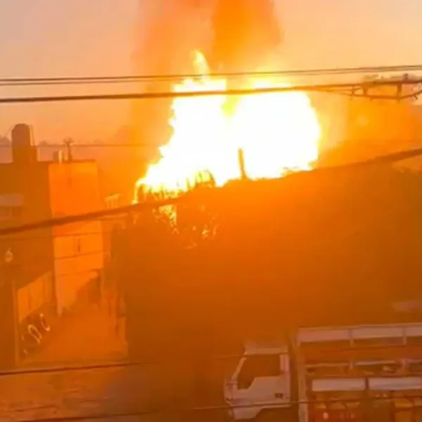 Explosión e incendio en un depósito de garrafas en Merlo: hay cuatro heridos