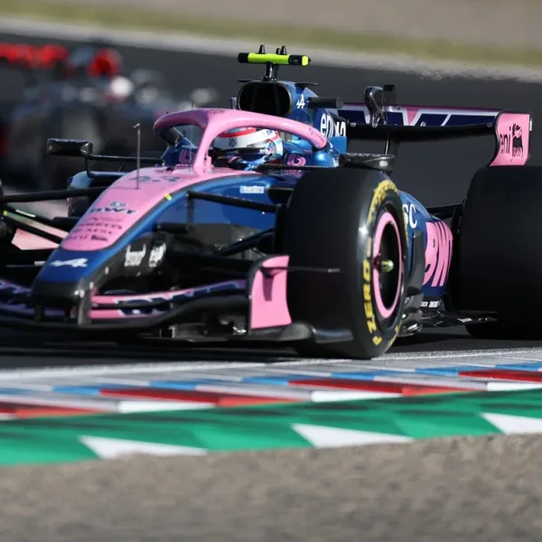 Colapinto fue 16° y 17° en las primeras prácticas y tuvo un incidente con Verstappen