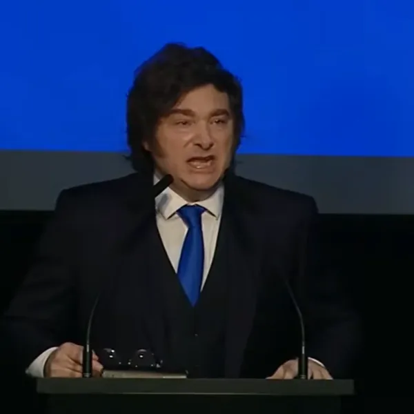 Un Tribunal de EEUU anuló la sentencia contra Argentina por YPF; Sigue la investigación de los vuelos de Adorni; Juega la Selección y más...