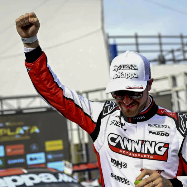 Canapino ganó en Neuquén y volvió a la cima del Turismo Carretera