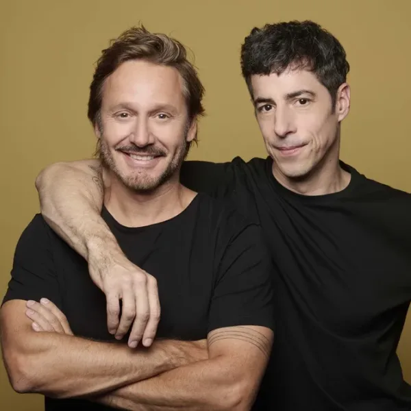 "Secreto en la montaña": Benjamin Vicuña y Esteban Lamothe protagonizan la adaptación teatral