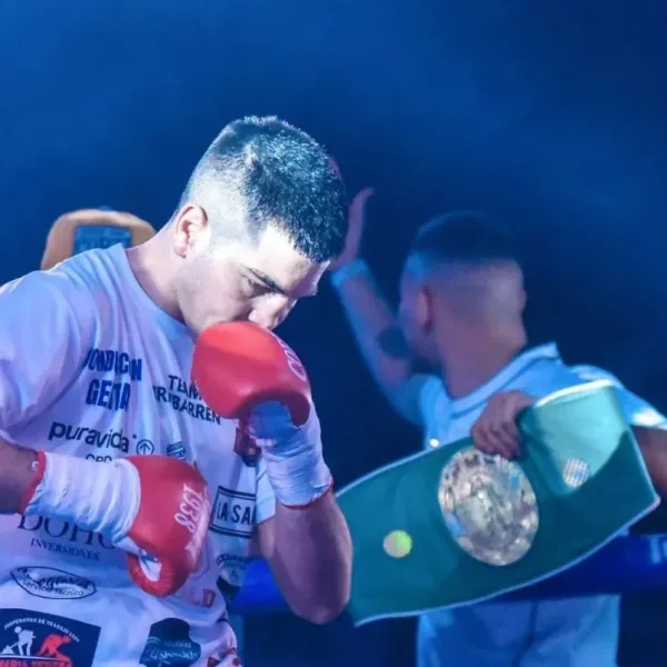 Iribarren campeón: ganó en Ucrania y se quedó con el título superligero OMB