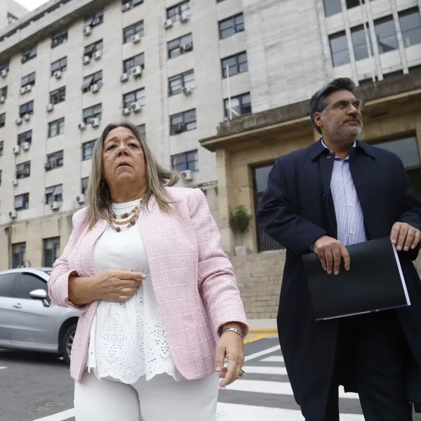 La escribana de Manuel Adorni declaró ante la Justicia y negó la existencia de un préstamo por sus propiedades