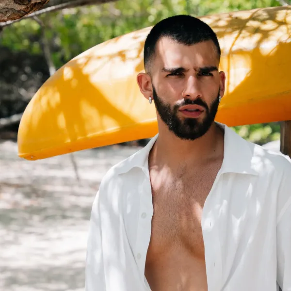 Manuel Turizo presenta su nuevo álbum “Apambichao”, un homenaje musical a Colombia