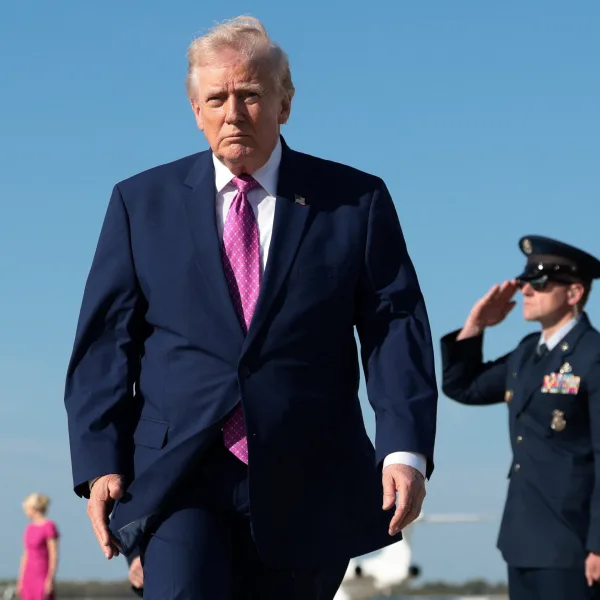 El ultimátum de Trump a Irán: "Estamos cargando los barcos con la mejor munición"