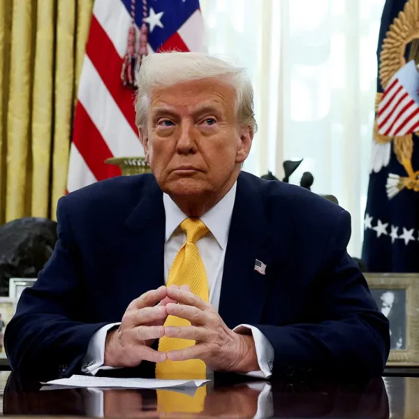 Trump publicó una foto suya como Jesús, pero tuvo que eliminarla: "No quería que nadie se confundiera"