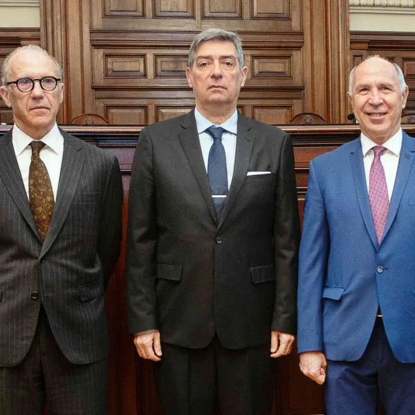 El Gobierno le pidió a la Corte que levante la suspensión de la reforma laboral