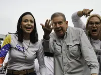 Edmundo González no participará del acto con María Corina Machado en Madrid tras ser internado