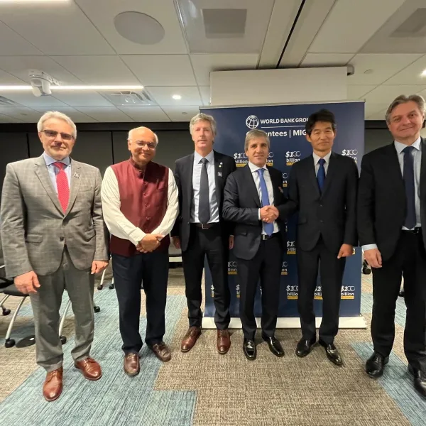 Luis Caputo mostró los resultados de su gira en EE.UU.: financiamiento, apoyo internacional y superávit  