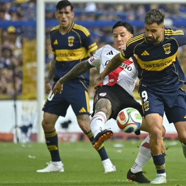 River y Boca se enfrentan por la fecha 15 del Torneo Apertura: dónde ver y a qué hora es el superclásico