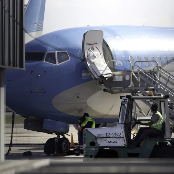 Paro en aeropuertos: jornada de tensión con demoras y posibles cancelaciones
