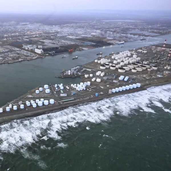 Japón dio de baja la alerta por tsunami, pero lanzó otra por un posible “megaterremoto”
