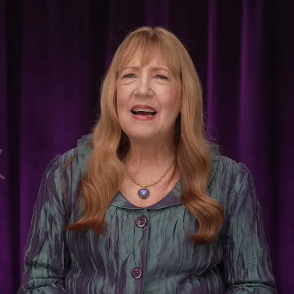 Video | Ann Dowd: “Ocurre algo muy poderoso con The Handmaid's Tale y con The Testaments”