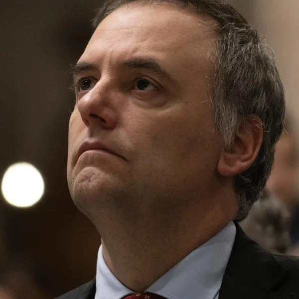 Adorni: el hijo de la jubilada confirmó US$ 65.000 extra por el departamento