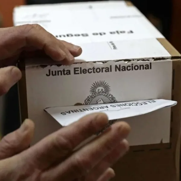 El Gobierno incluyó ficha limpia en la reforma electoral que enviará el Gobierno al Congreso