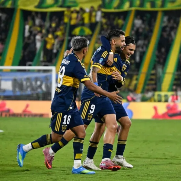 Boca goleó a Defensa y Justicia y se clasificó a los octavos de final del Torneo Aperura