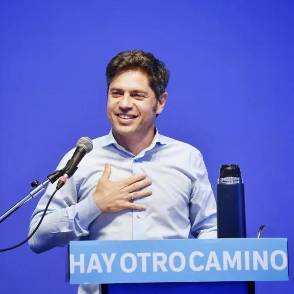 Axel Kicillof asume en el PJ bonaerense y desplaza a Máximo Kirchner de la conducción