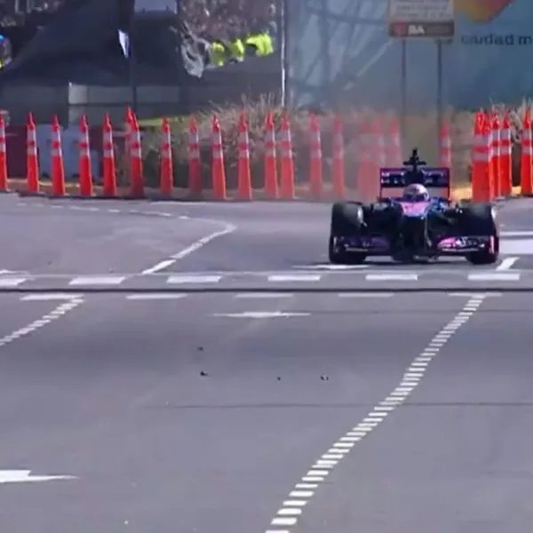 Franco Colapinto largó en Palermo en medio de una marea de fanáticos