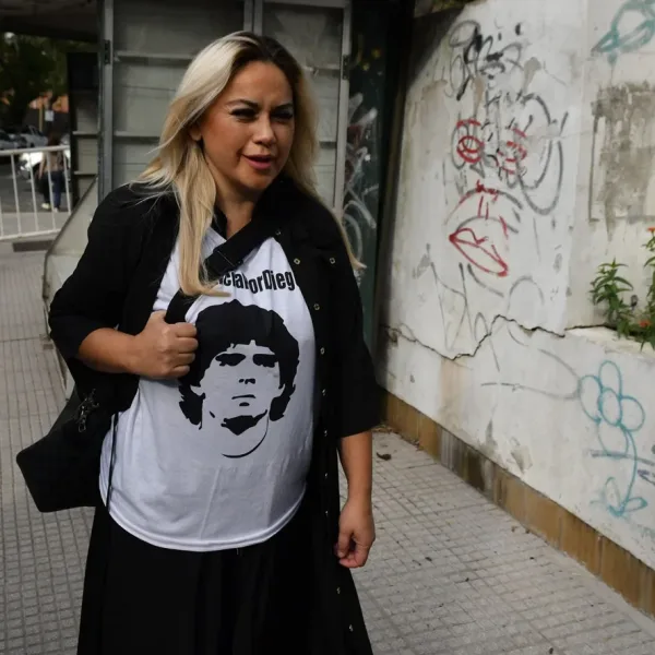 Juicio por Maradona: declara Verónica Ojeada, el psicólogo y una de las hermanas de Diego