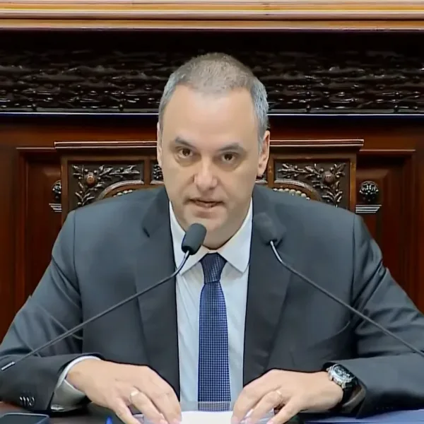 EN VIVO | Adorni brinda su primer informe de gestión ante el Congreso