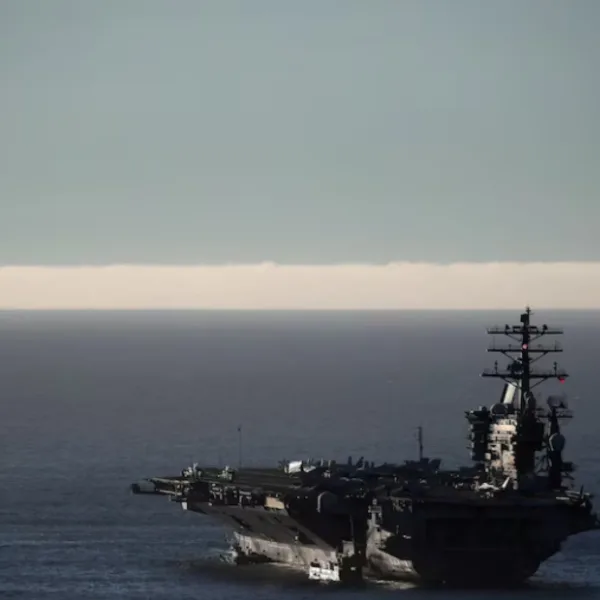 Milei viaja a Mar del Plata al portaaviones estadounidense USS Nimitz