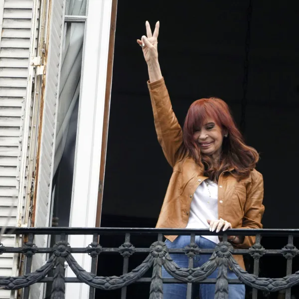 La Justicia analizará si el ataque a Cristina Kirchner debe ser considerado un intento de femicidio