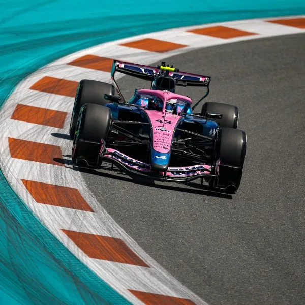 Lando Norris ganó el sprint del GP de Miami y Franco Colapinto terminó 10° tras un toque en la largada