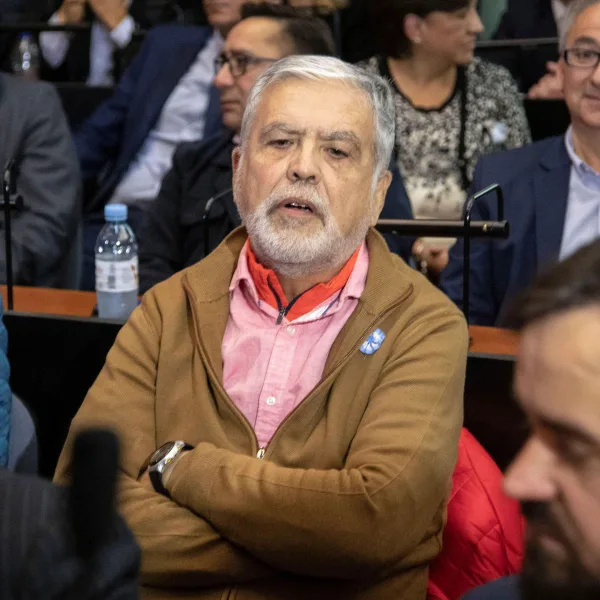 Familiares de la Tragedia de Once repudiaron la prisión domiciliaria de Julio De Vido