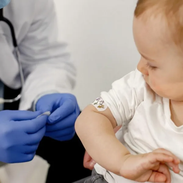 Crecen los casos de meningitis en Argentina y alertan por la caída en la vacunación