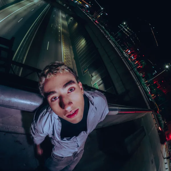 Chicho presenta “Capital”: El debut conceptual de una de las promesas de la nueva escena