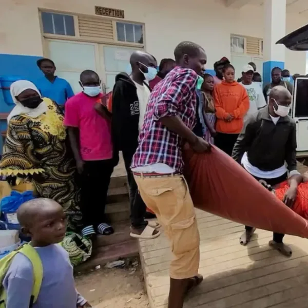 La OMS declaró la emergencia sanitaria internacional por un brote de ébola en África