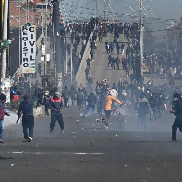 Crisis en Bolivia: se multiplican las protestas y los bloqueos por la situación económica