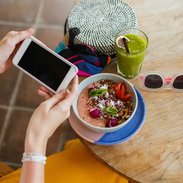 ¿TikTok cambió la forma en que comemos? El furor de las recetas online