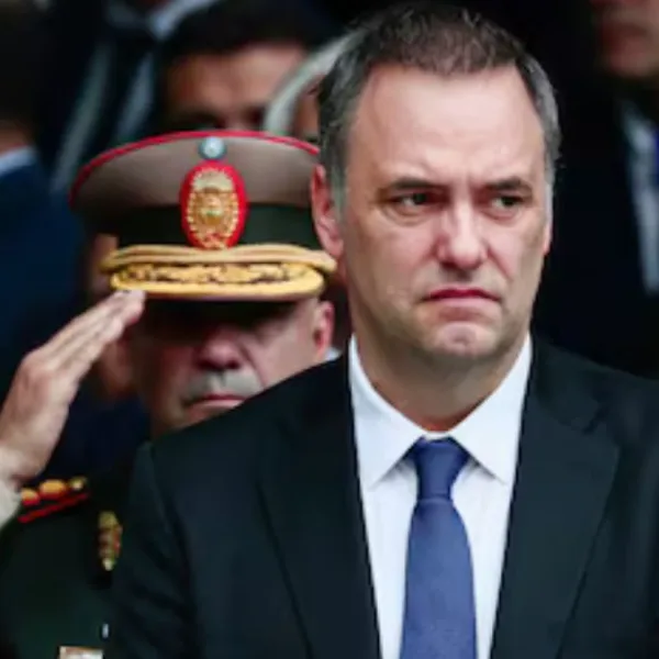 Manuel Adorni, cada vez más complicado: la Justicia evalúa citarlo a indagatoria antes de la feria judicial