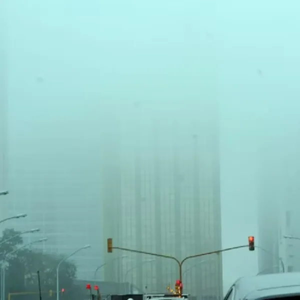 El SMN emitió una alerta violeta por niebla para el AMBA y otras cuatro provincias