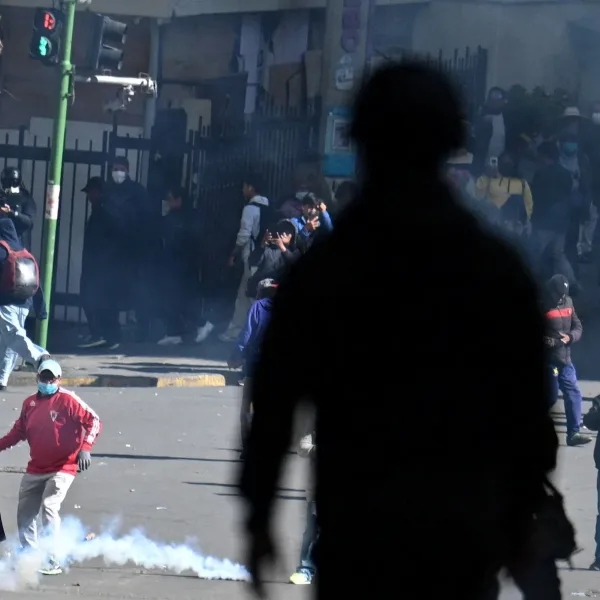 Bolivia: el Congreso aprobó la intervención de las Fuerzas Armadas en las protestas