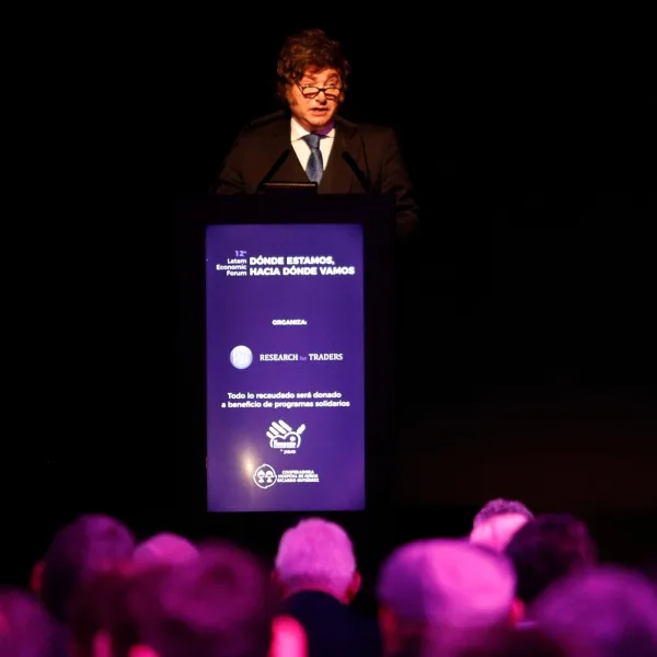 Javier Milei volvió a apuntar contra los medios y habló de “ataques” al Gobierno