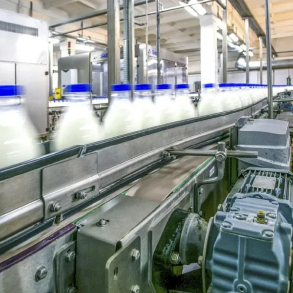 Se desploma el consumo de leche y crecen los sustitutos lácteos más baratos en medio de la crisis