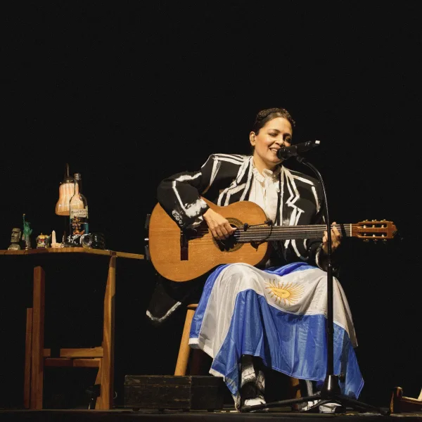 Natalia Lafourcade emocionó al Gran Rex en la primera de sus dos funciones en Buenos Aires