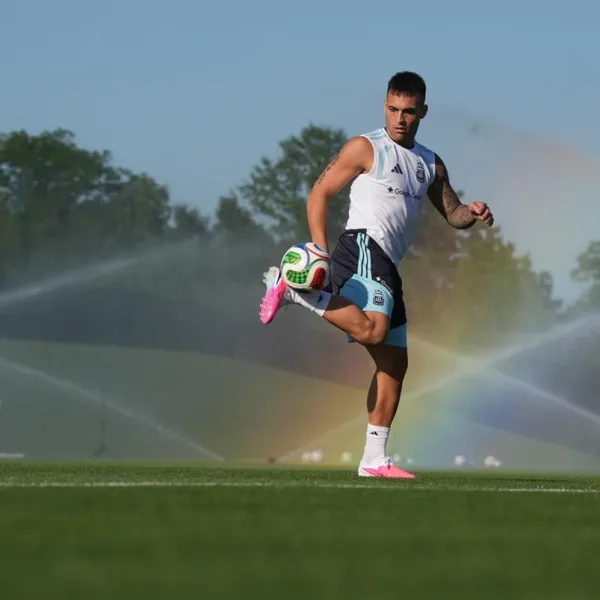 La Selección Argentina realizó su primer entrenamiento en Kansas