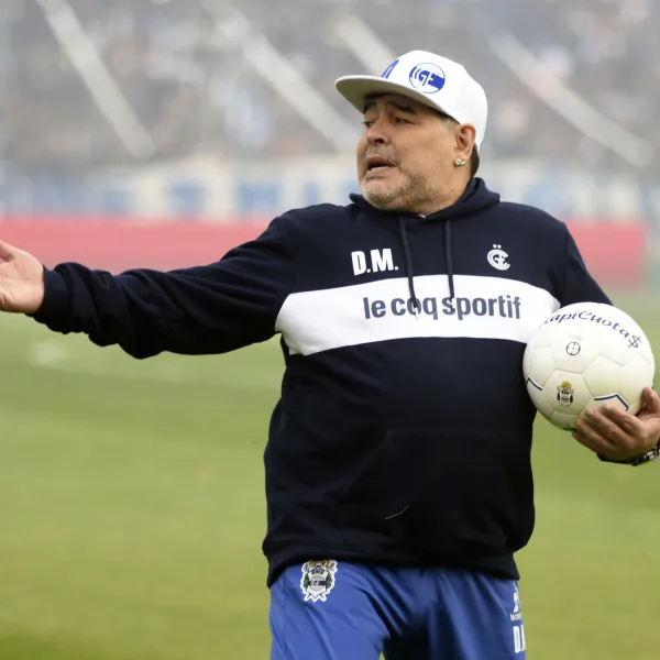 Juicio por la muerte de Maradona: declara una administrativa clave del chat que coordinaba su atención médica