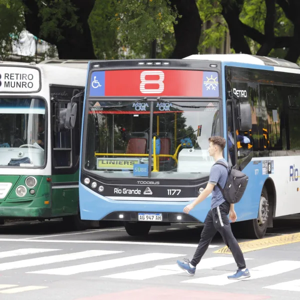 La UTA reclamó una suba salarial y advirtió que “la paz social peligra”