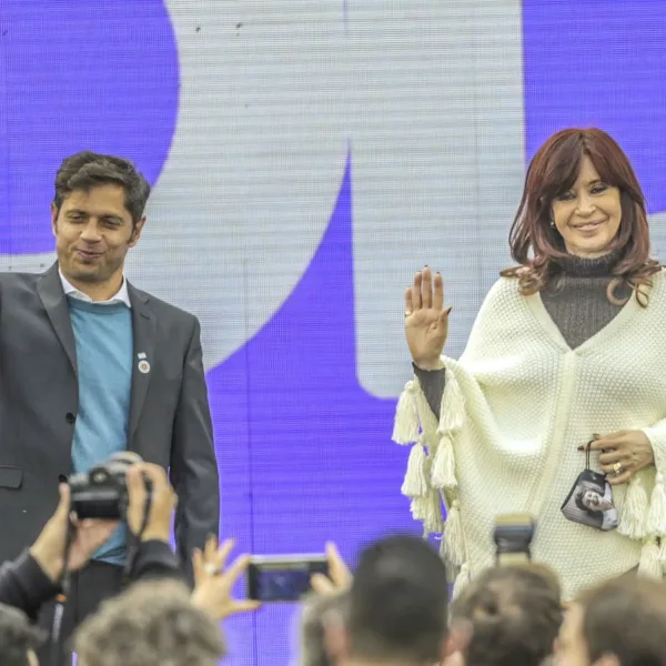 Kicillof a un año de la condena a Cristina Kirchner: “Es inocente y continúa injustamente detenida”